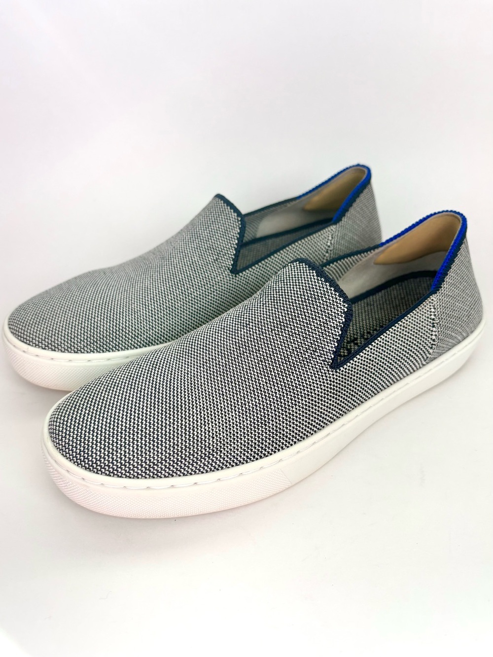 Rothy’s The Original Slip-on Sneaker (Size 7)